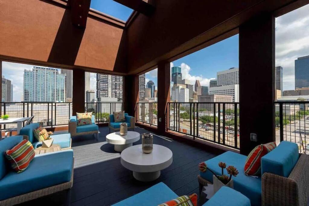 Luxury Apartment Close To Everything W Free Parking 5 Houston Eksteriør billede