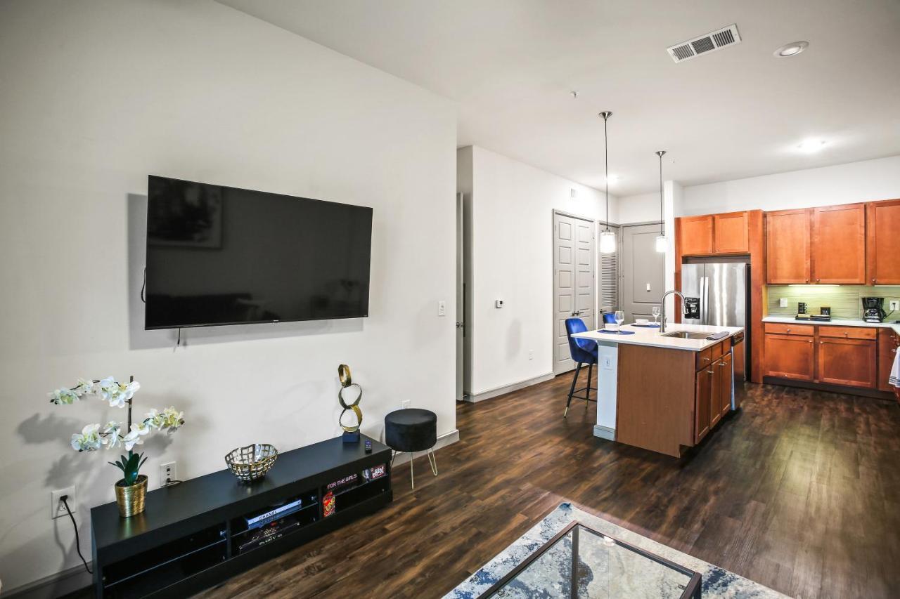 Luxury Apartment Close To Everything W Free Parking 5 Houston Eksteriør billede